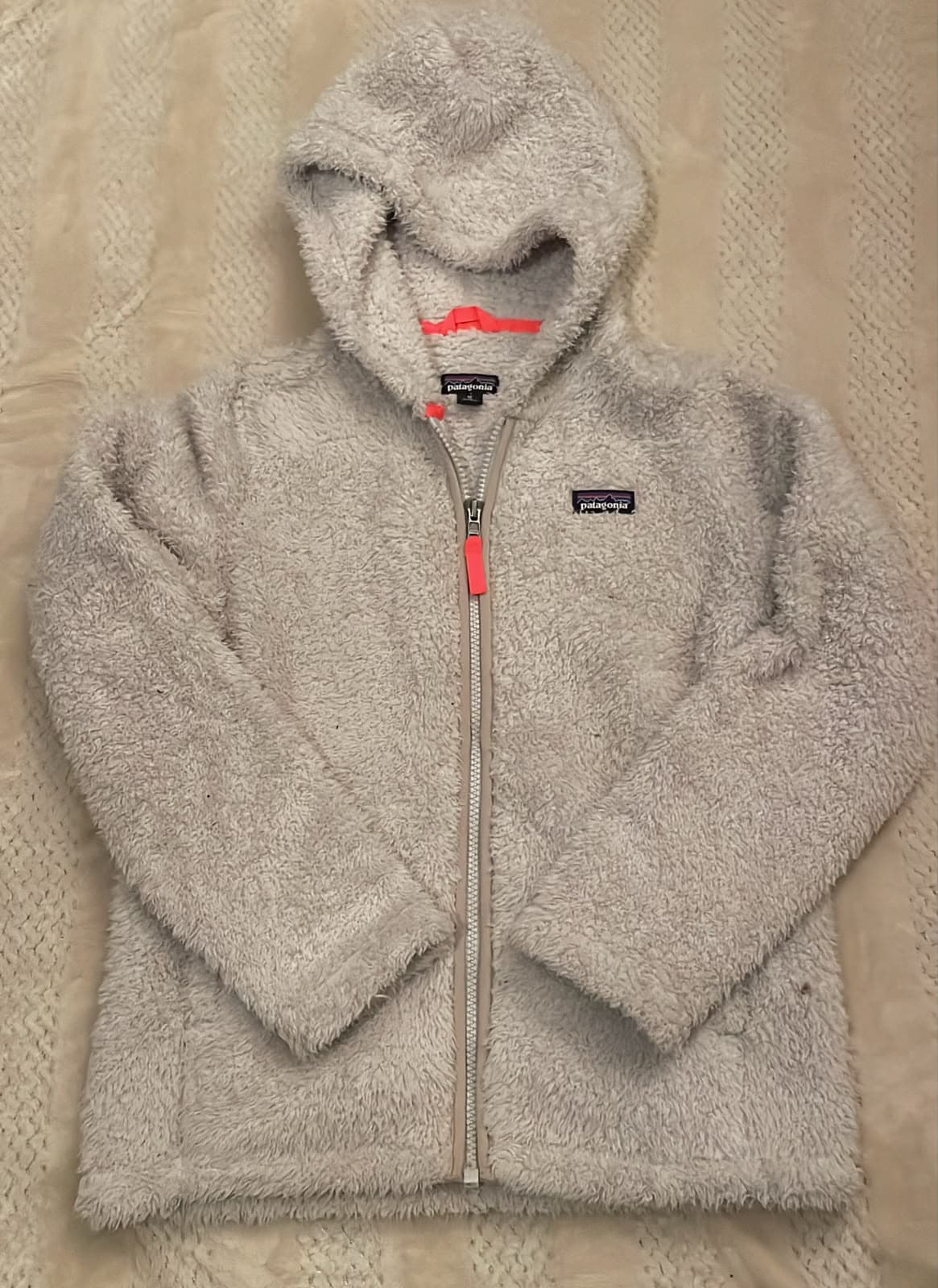 Polar peludo Patagonia talla 10/12